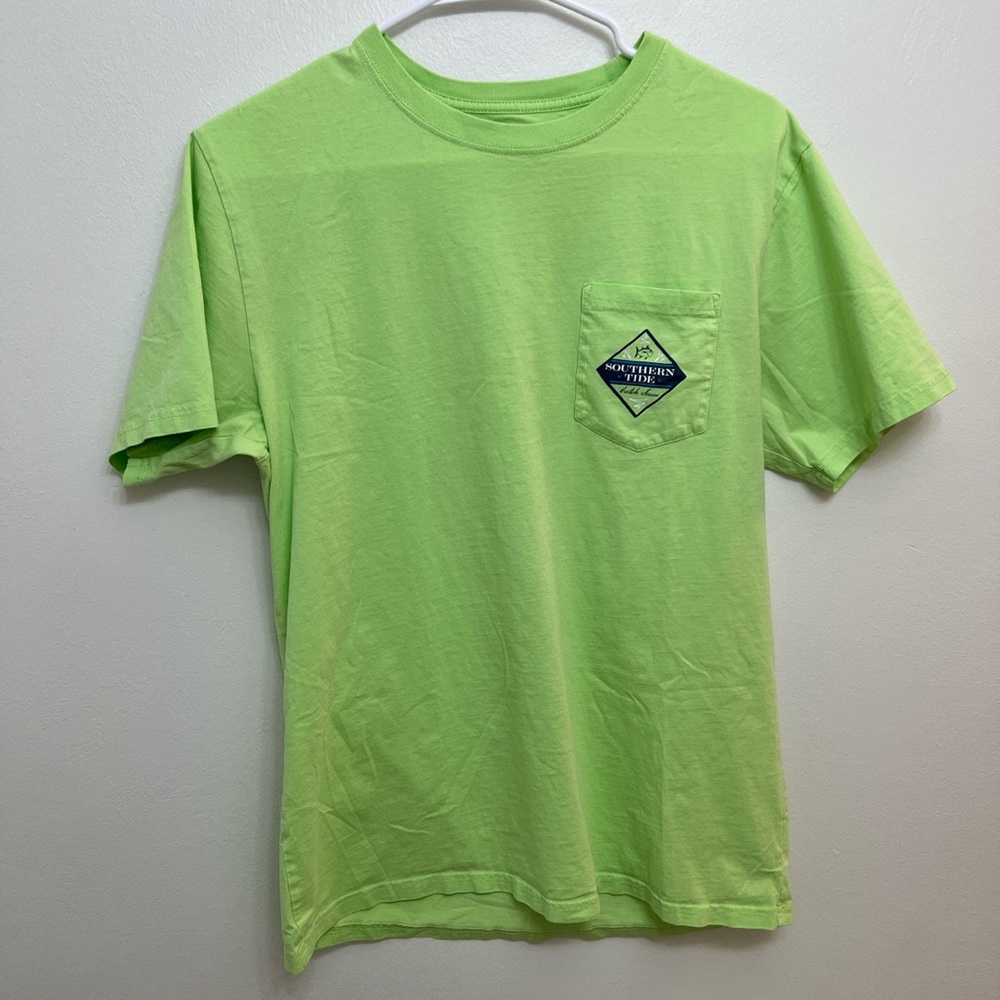 Southern Tide tshirt